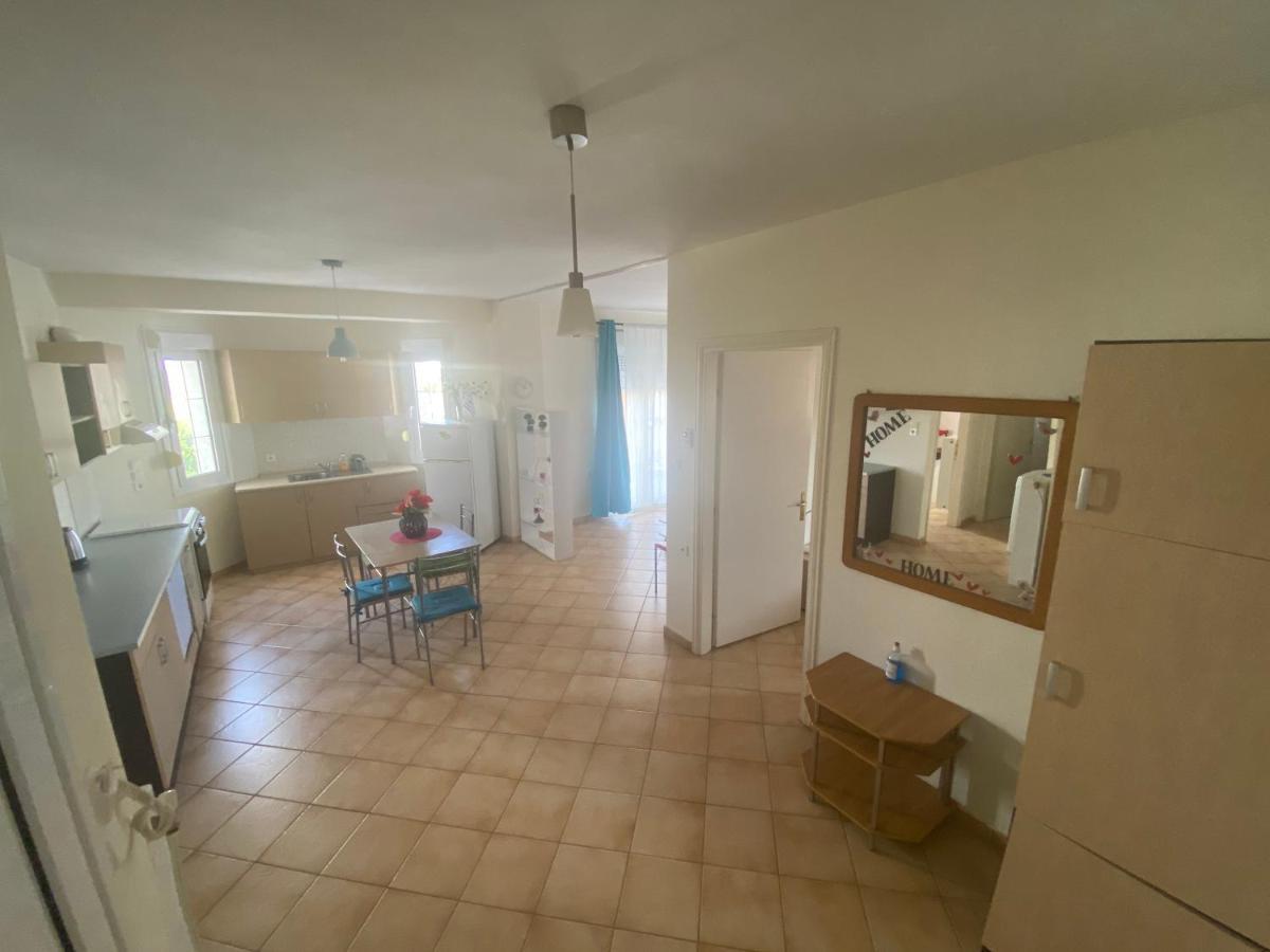 Kelesi Apartments Nea Kallikrateia Zewnętrze zdjęcie